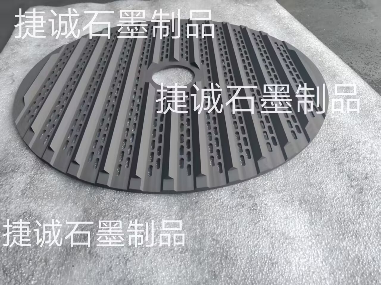 鎢鋼刀涂層石墨圓舟，刀具燒結(jié)石墨盤，石墨盤，高純石墨盤，石墨圓盤，石墨燒結(jié)盤，石墨盤加工，銅管燒結(jié)石墨盤，石墨盤生產(chǎn)廠家，刀具燒結(jié)石墨盤生產(chǎn)廠家